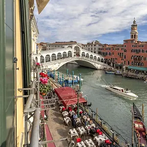 Rialto Grand Canal By Wonderful Italy Venice