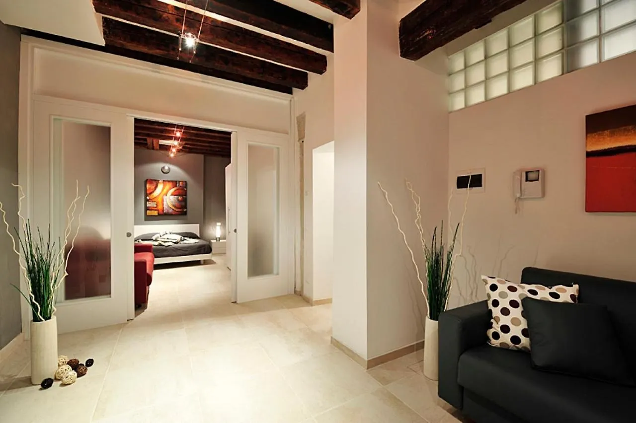 Garden Apartments Venice